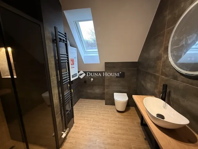 Eladó lakás Pécs, Mecsekoldal 68 nm