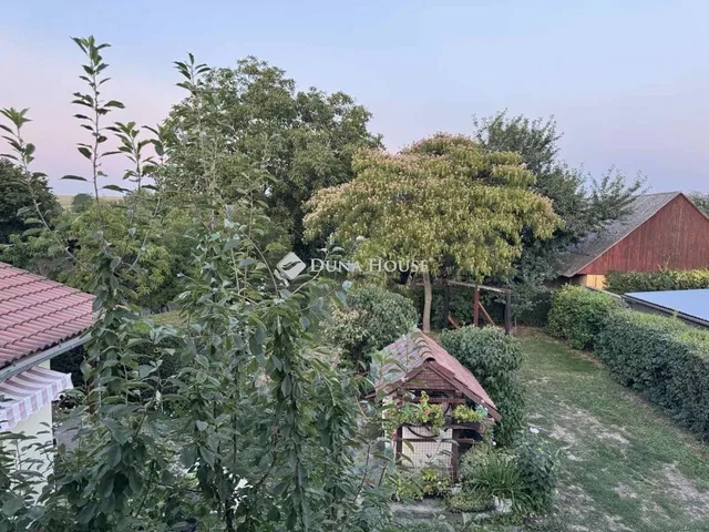 Eladó ház Kozármisleny 237 nm