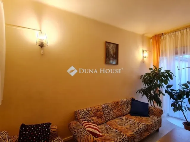 Eladó ház Kozármisleny 237 nm