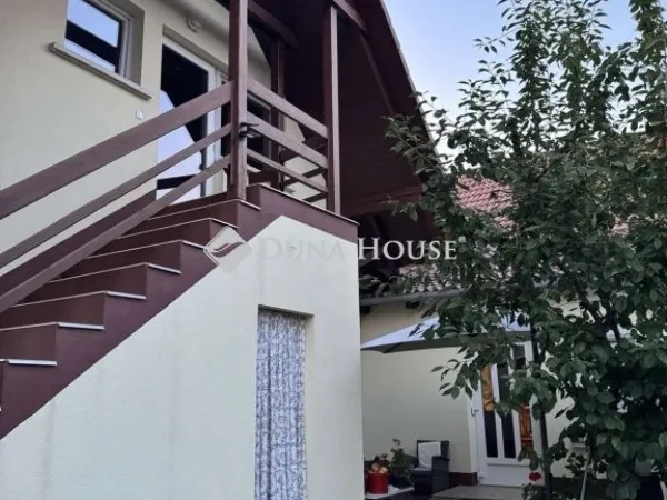 Eladó ház Kozármisleny 237 nm