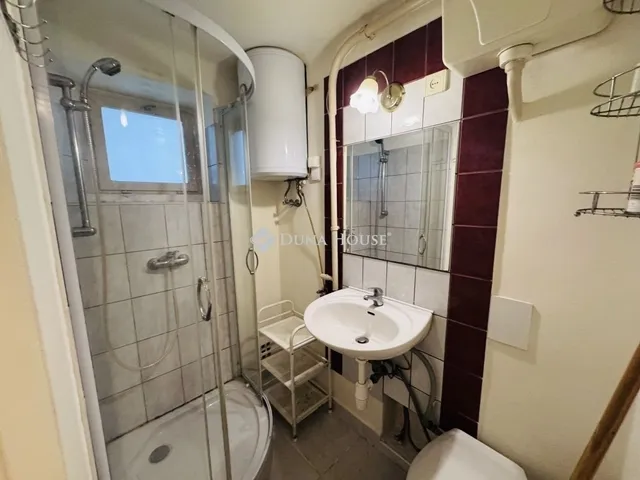 Eladó lakás Pécs, Belváros 35 nm