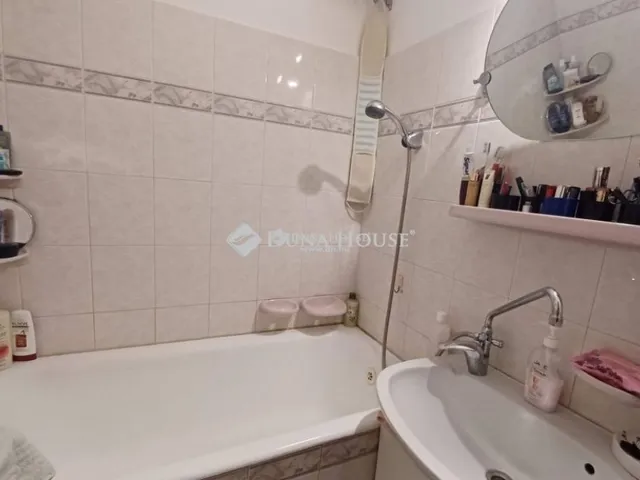 Kiadó lakás Pécs 64 nm