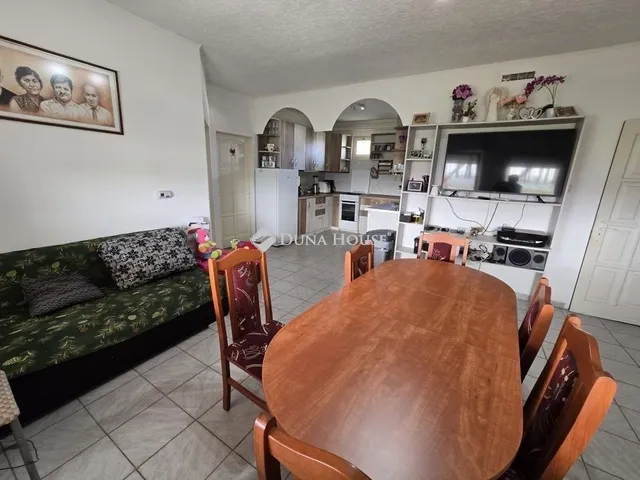 Eladó ház Görcsöny 100 nm