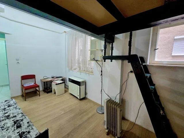 Eladó lakás Pécs 21 nm