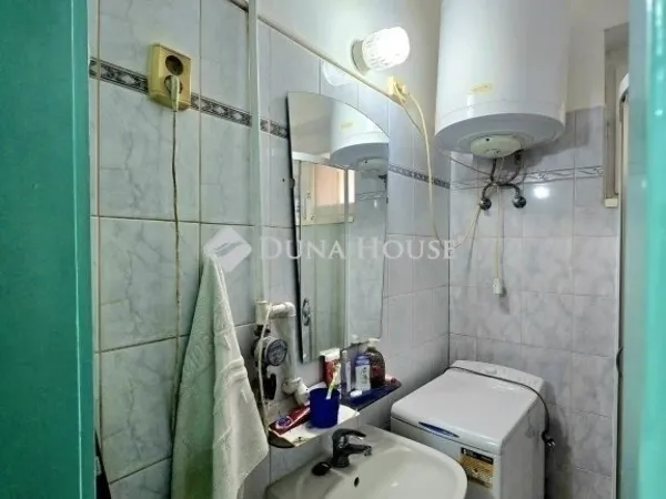 Eladó lakás Pécs 21 nm