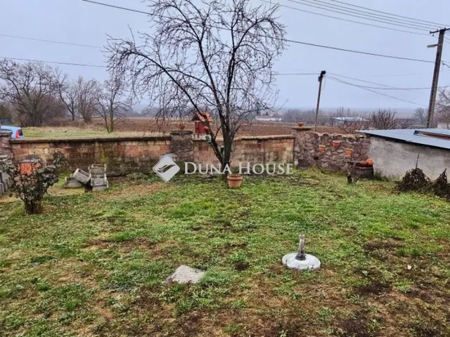 Eladó ház Geresdlak 65 nm