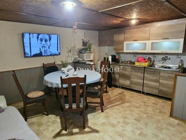 Eladó ház Geresdlak 65 nm