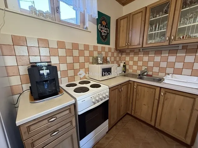 Eladó ház Balatonfenyves 210 nm