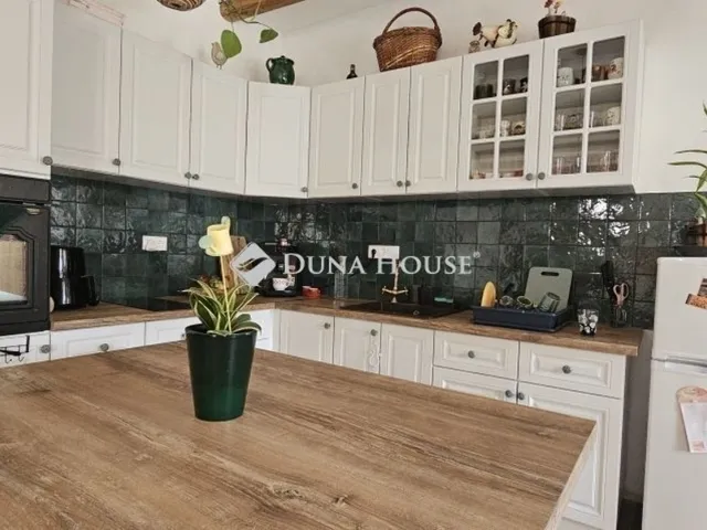 Eladó ház Baksa 100 nm