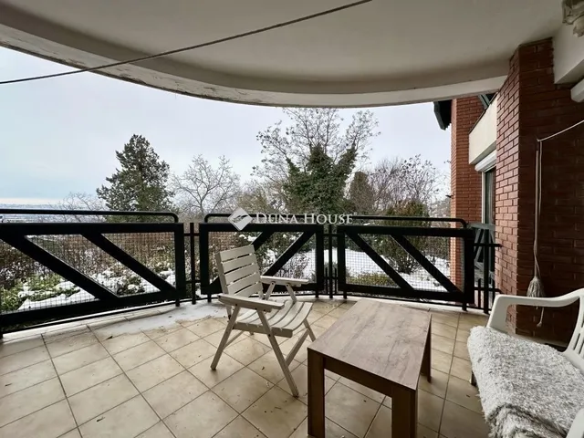 Eladó lakás Pécs, Egyetemváros 106 nm