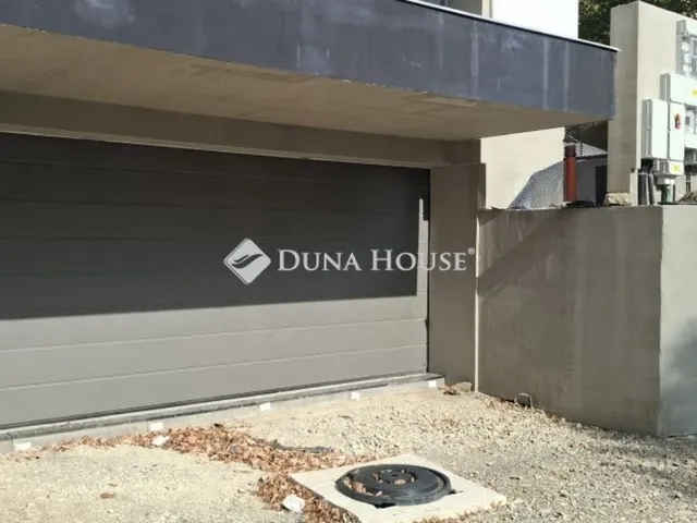 Eladó lakás Pécs, Mecsekoldal 59 nm