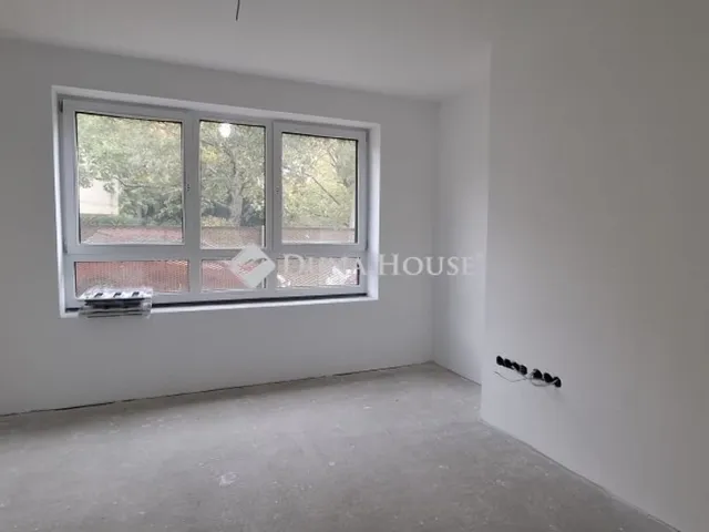 Eladó lakás Pécs, Mecsekoldal 59 nm