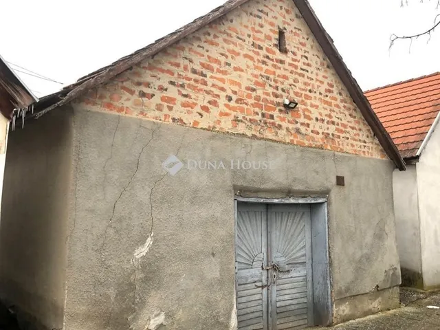 Eladó üdülő és hétvégi ház Villány 46 nm