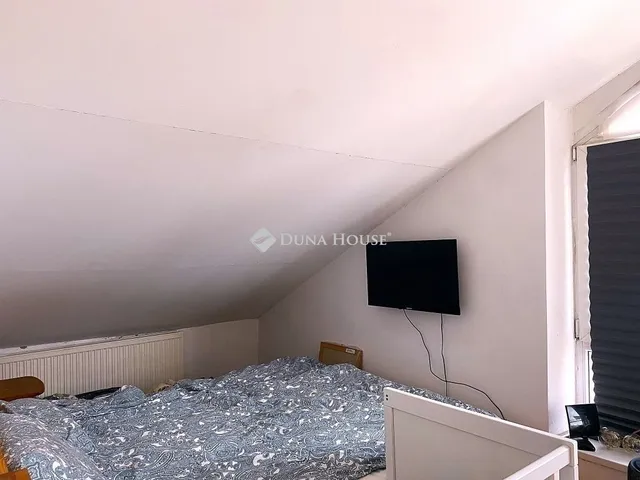 Eladó lakás Pécs, Uránváros 80 nm