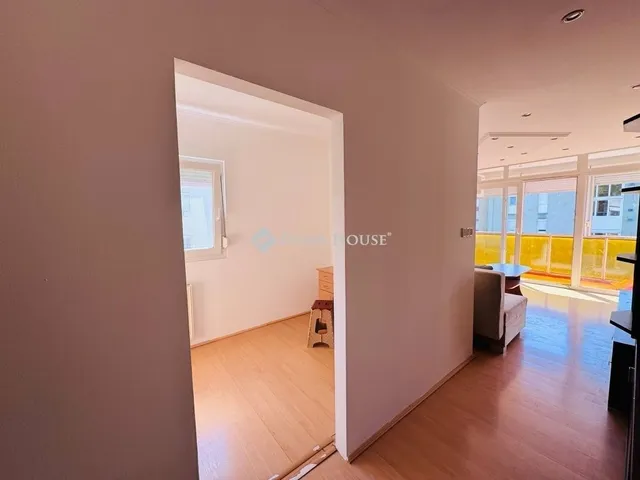 Eladó lakás Pécs, Kertváros 63 nm