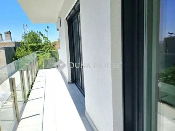 Eladó lakás Pécs, Mecsekoldal 152 nm