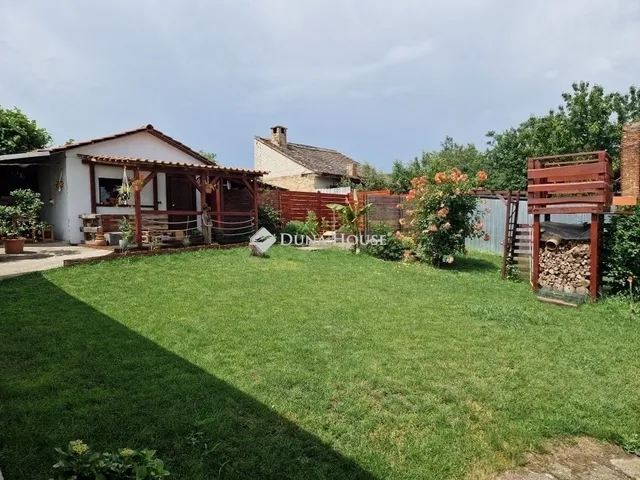 Eladó ház Pécsvárad 120 nm