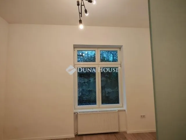 Eladó lakás Pécs, Belváros 70 nm