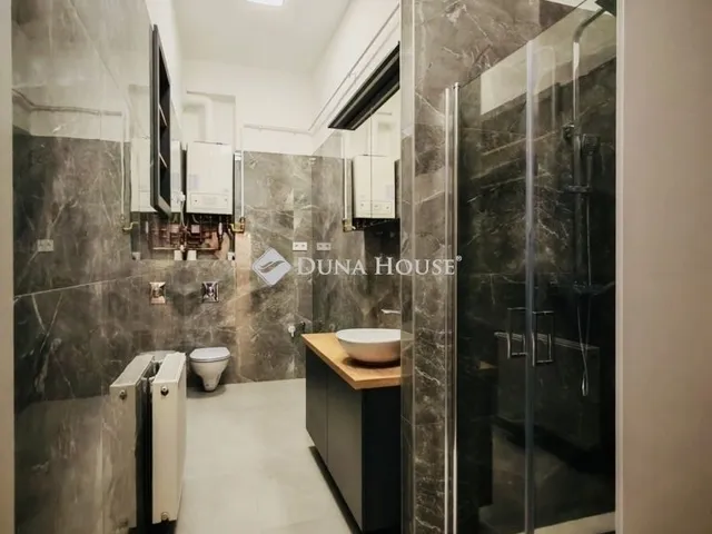 Eladó lakás Pécs, Belváros 70 nm