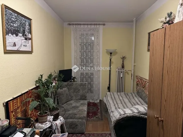 Eladó lakás Pécs, Kertváros 47 nm