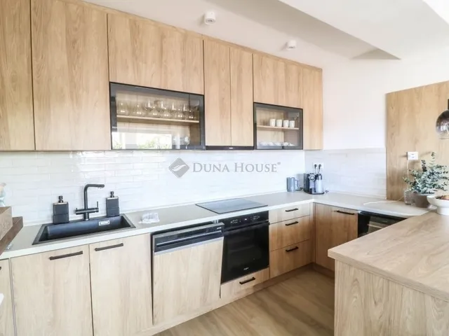 Eladó ház Bogád 90 nm