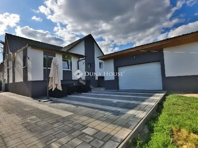 Eladó ház Pécs 90 nm