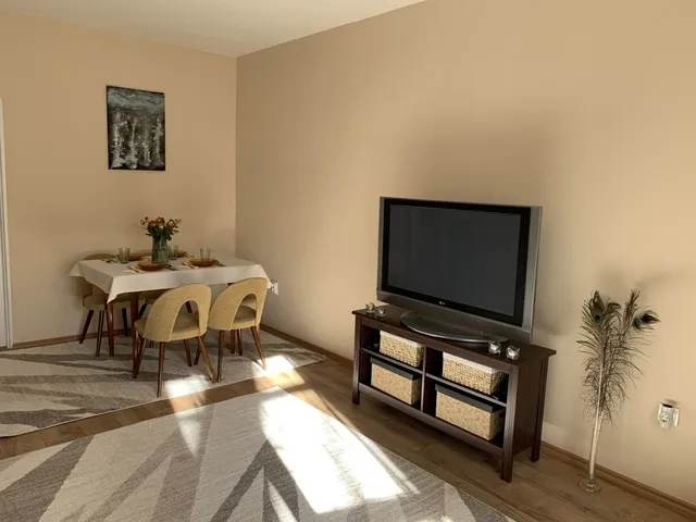 Eladó lakás Pécs, Uránváros 54 nm