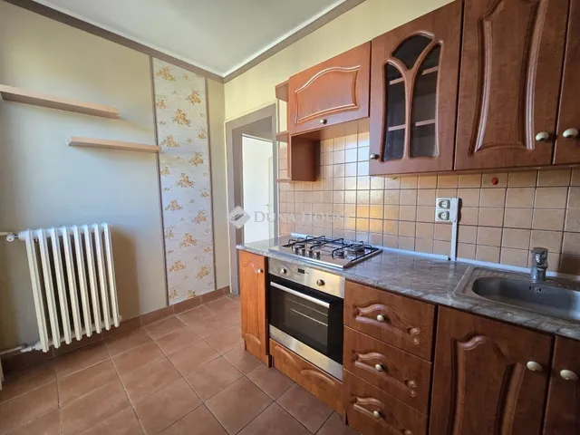 Kiadó lakás Pécs, Kertváros 52 nm