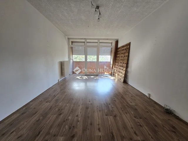 Kiadó lakás Pécs, Kertváros 52 nm