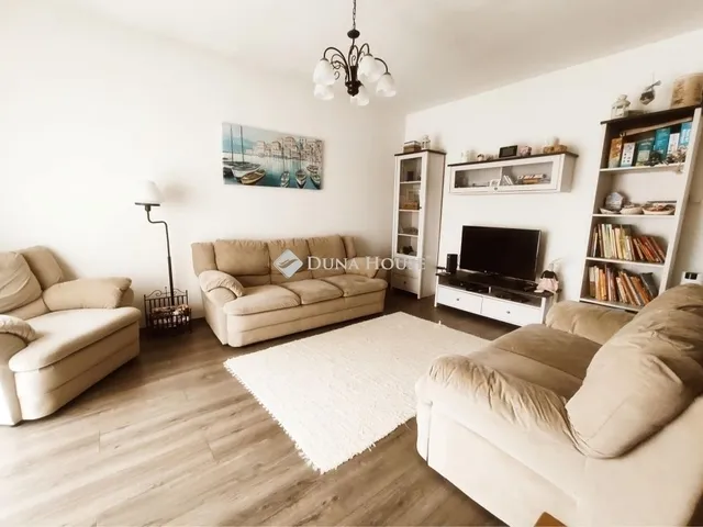 Eladó lakás Pécs, Diós 130 nm