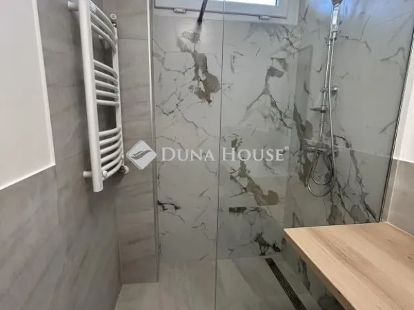 Eladó lakás Pécs, Ispitaalja 54 nm