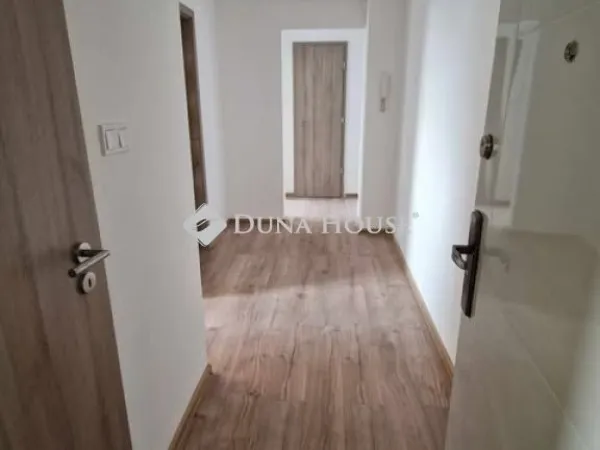 Eladó lakás Pécs, Ispitaalja 54 nm