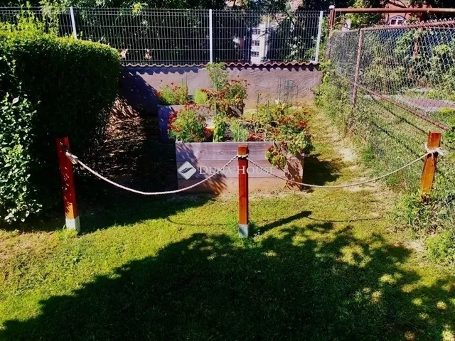 Eladó lakás Pécs, Diós 130 nm