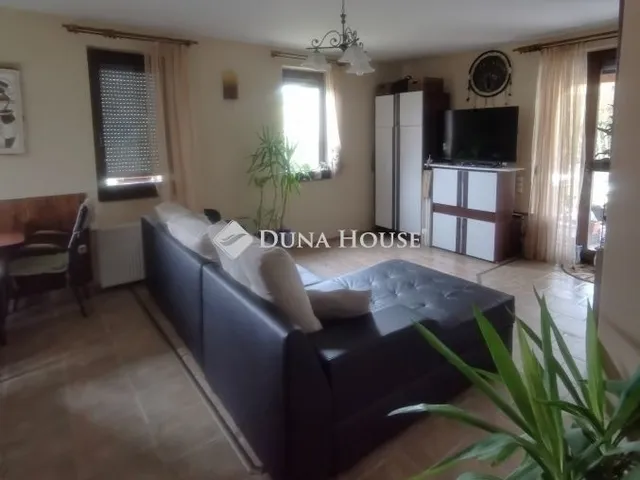 Eladó ház Pécs, Belváros 200 nm