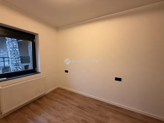 Eladó lakás Pécs, Bálics 77 nm