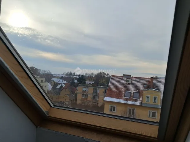 Eladó lakás Pécs, Belváros 65 nm