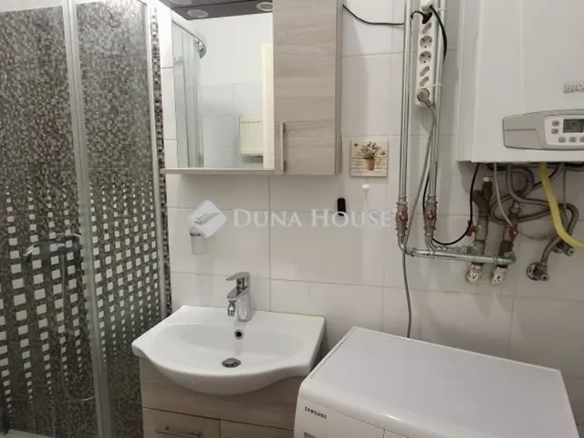 Eladó lakás Pécs, Belváros 42 nm