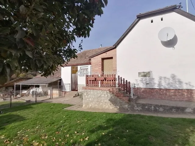 Eladó ház Kökény 98 nm