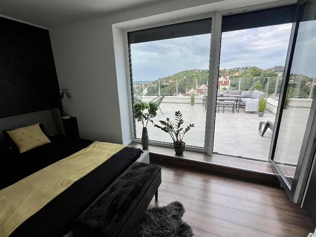 Eladó ház Pécs, Egyetemváros 129 nm