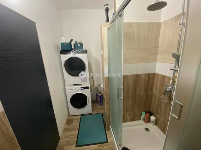 Eladó lakás Komló 53 nm