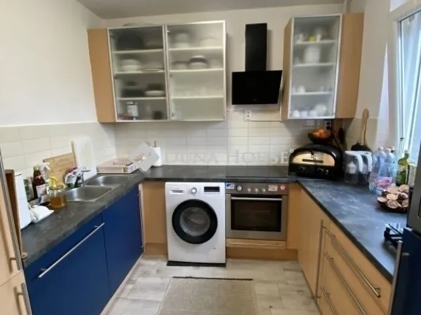 Eladó lakás Pécs, Kertváros 50 nm