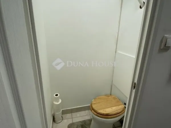 Eladó lakás Pécs, Kertváros 50 nm