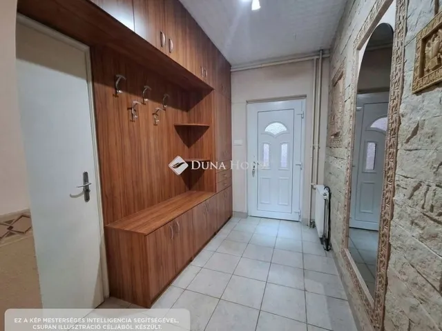 Eladó ház Kozármisleny 183 nm