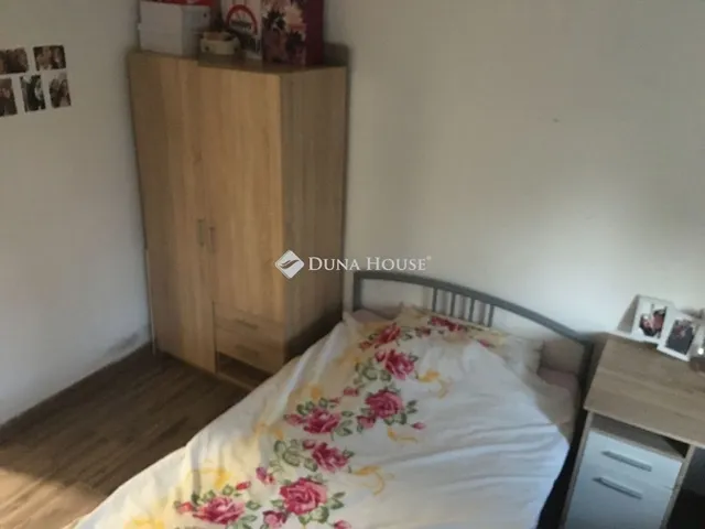 Eladó ház Egerág 170 nm