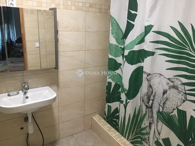 Eladó ház Egerág 170 nm