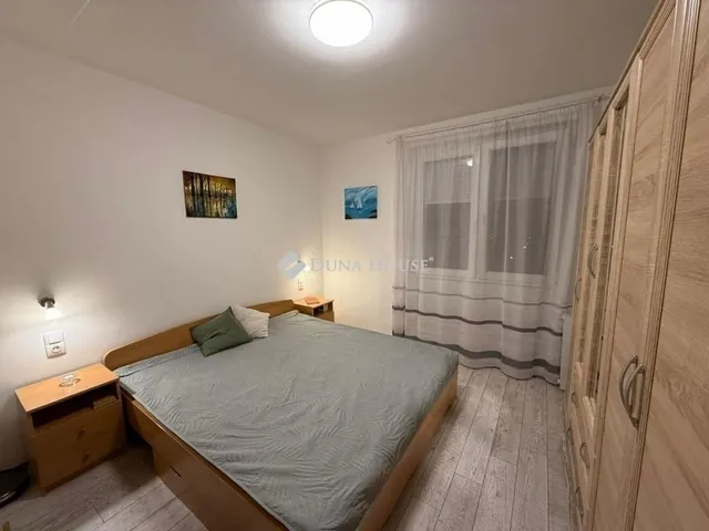 Eladó lakás Pécs, Kertváros 67 nm