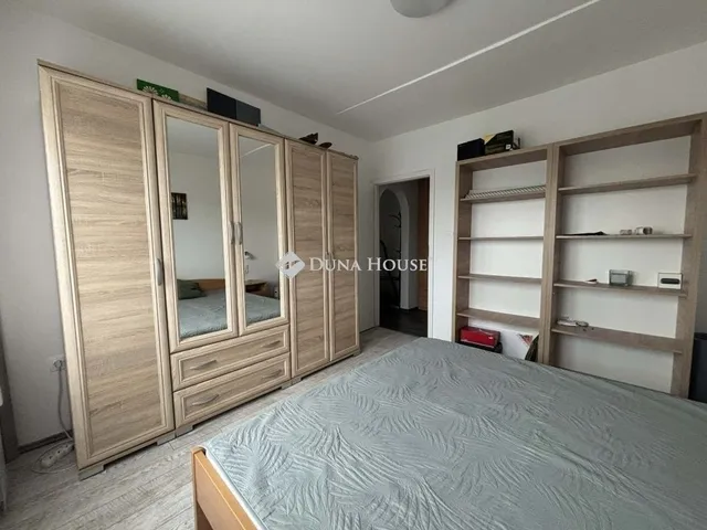 Eladó lakás Pécs, Kertváros 67 nm