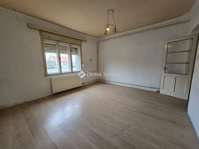 Eladó ház Kacsóta 80 nm