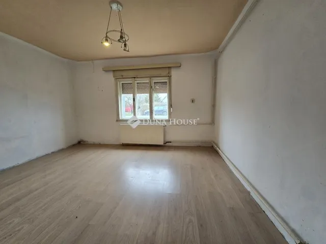 Eladó ház Kacsóta 80 nm