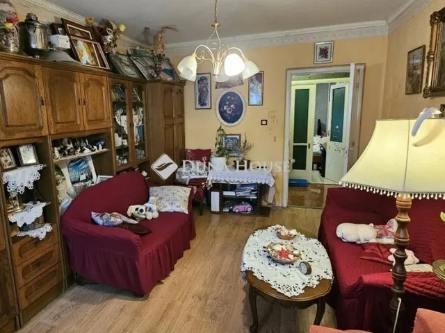 Eladó lakás Pécs, Kertváros 59 nm